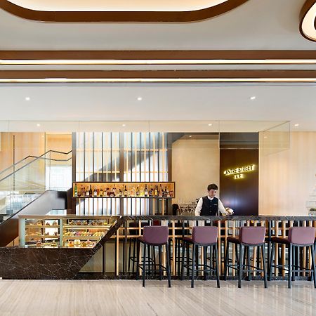 Island Pacific Hotel Hong Kong Exterior photo