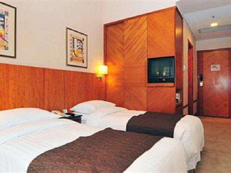 Island Pacific Hotel Hong Kong Exterior photo